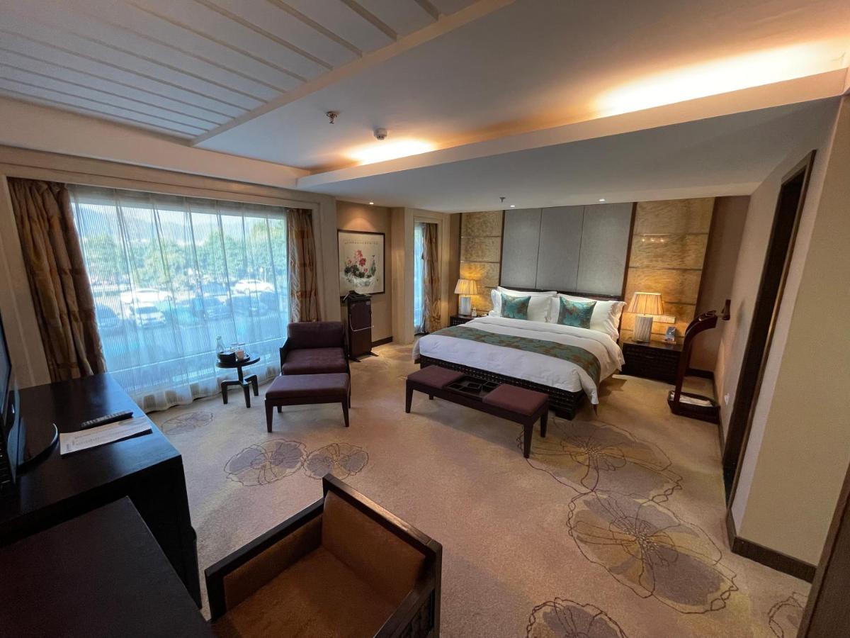 Weiselect Wanghu Hotel Kunming Luaran gambar