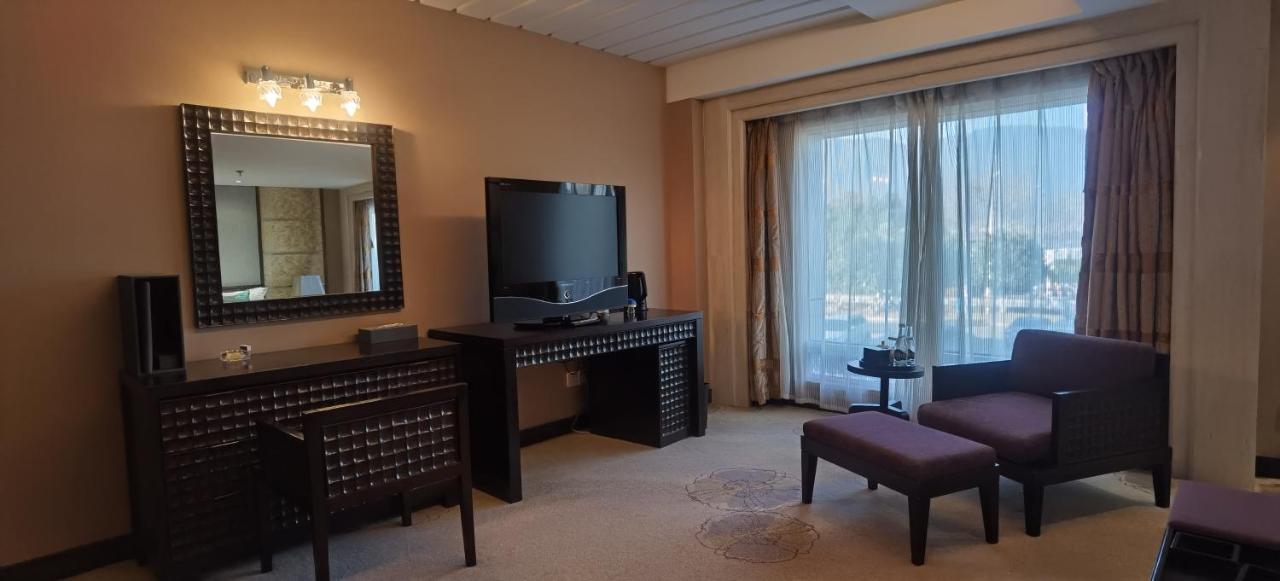 Weiselect Wanghu Hotel Kunming Luaran gambar